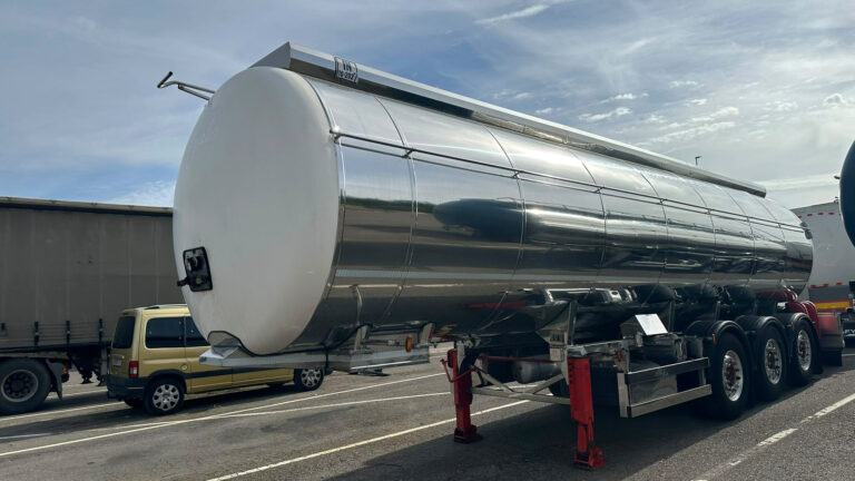 Cisterna Alimentaria INOXTANK ITATE1 (2015)